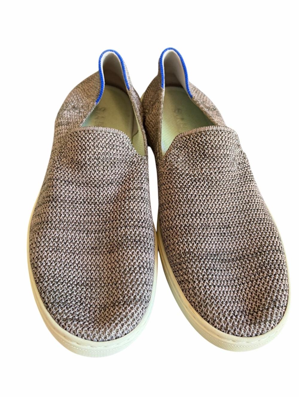 Rothys The Original Slip On Sneakers in Stardust Metallic size 8.5 - Picture 4 of 9